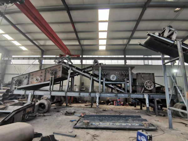 顎式破碎機(jī).jpg